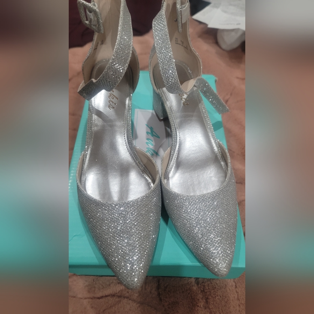 Dressy shoes worn once for 3 hours